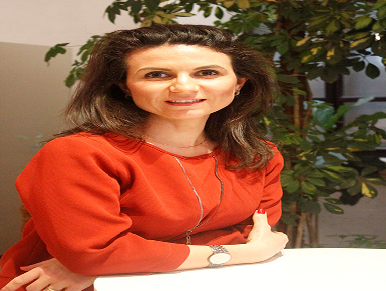 YATIRIMCI G�ME� VE ALTINOVA'YA Y�NEL�YOR
